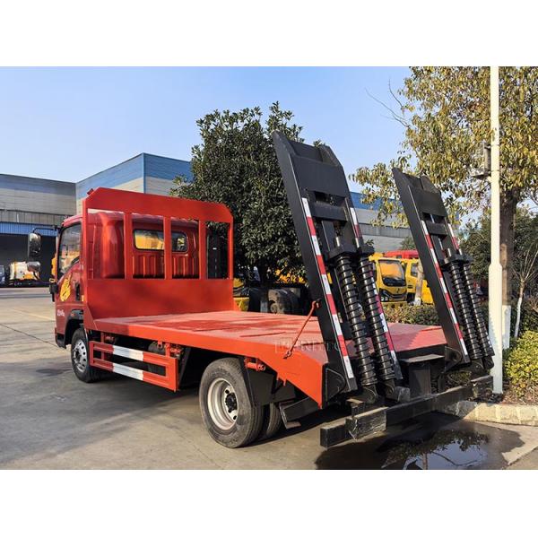 Good Price HOWO Wrecker Truck 4X2 165HP Mini Camioneta Flatbed Cargo With Ladder Truck