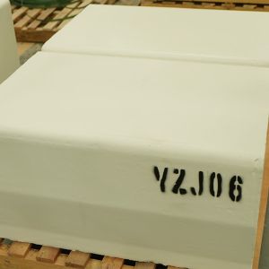 China High Compressive Strength  Refractory materials Pouring Corundum-Mullite refractory bricks  for  glass melting furnace on sale