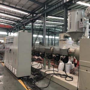 HDPE Pipe Production Line powered by Single-Screw Pipe Extruder for Pipes