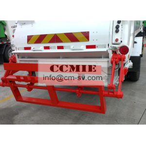Hydraulic Rear Loader Garbage Trucks for Compressing / Collecting Trash