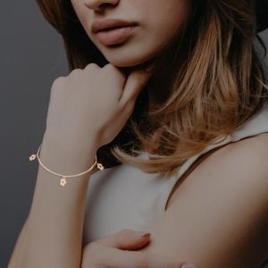 Embrace the Beauty of 18KT Gold Bracelets