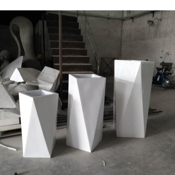 Round Fiberglass Planter Pots Handmade For Outdoor Garden Decorative