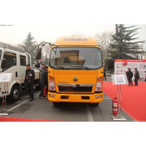 China 4X2 8 Ton Light Duty Commercial Truck / EURO II Unloading Truck , Best Helper , Commercial on sale
