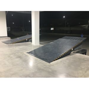 Retractable Lip 1000mm,8T Telescopic Dock Leveler.