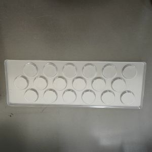 Customized rectangle disposable plastic transparent PET 18 cavity chocolate