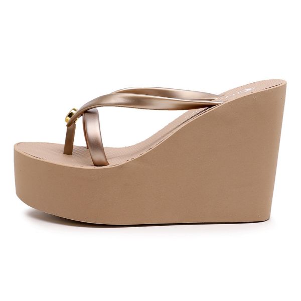 Customized Women Wedge Flip Flops Summer Pool Sandals Water Friendly