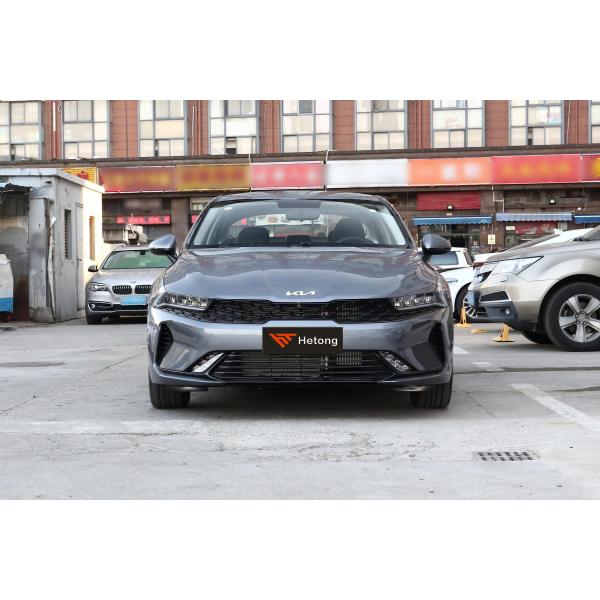 Kia K5 Sedan 4 Doors 5 Seats Left Steering Gasoline Cars 176kw Maximum Speed 220 Power
