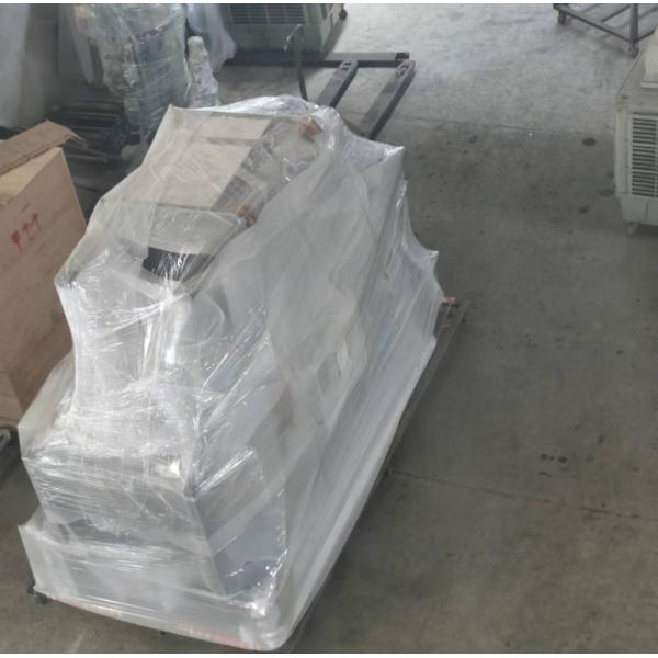 Industrial Glass Sandblasting Machine for Processable Glass Types in Bathroom Dividers