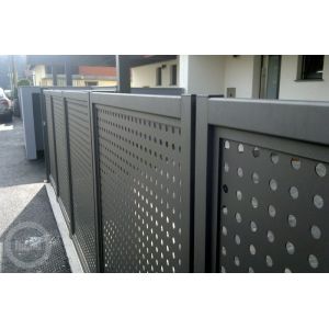 Outdoor Garden Aluminum Privacy Fence Noise Reduction Customized