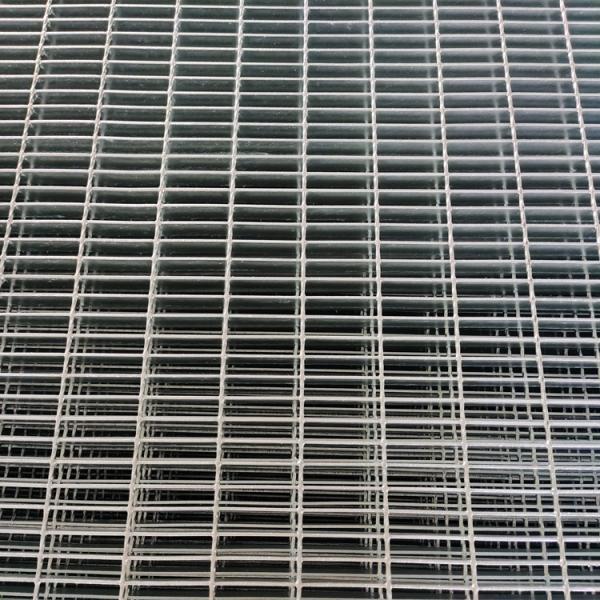 Hot Dip Galvanized Heavy Duty Steel Grating Stair Treads Drain Cover