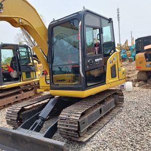 Used Komatsu PC70 Excavator with Original Hydraulic Cylinder and 0.2M³ Bucket