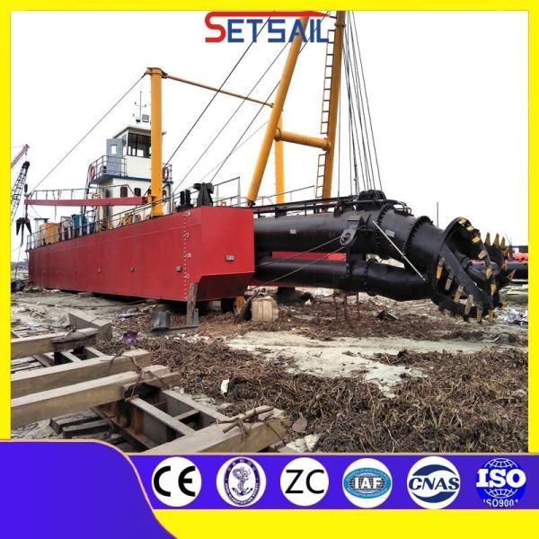 China 24 Inch Hydraulic Cutter Suction Dredger for Sale