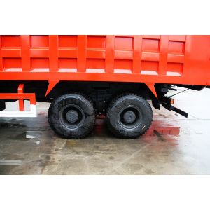 375HP Cummins 8x4 Dongfeng EQ3260AXT14 Dump Truck