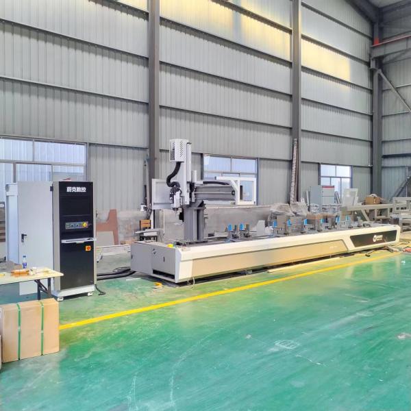 Aluminium Cutting Machine CNC 4 Axis Drilling Milling And Cutting Machine For