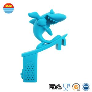 Wholesale Funny Surfing Shark Silicone Tea Infuser