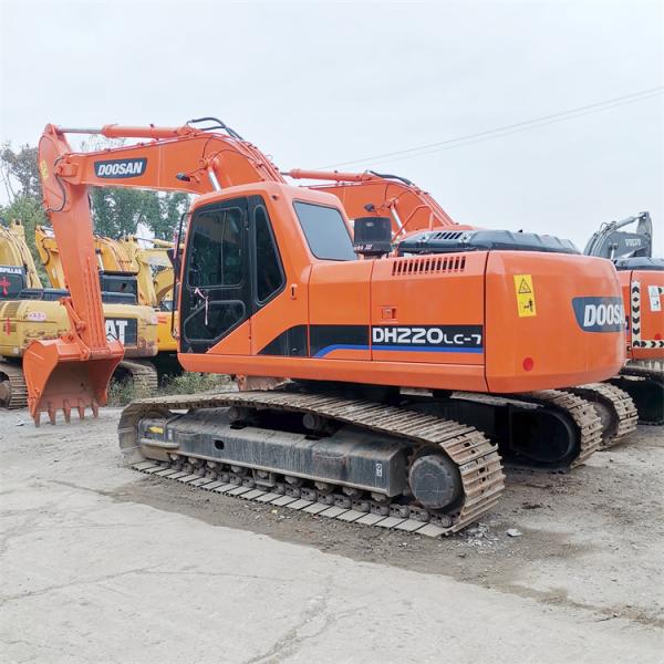 Original Hydraulic Pump Doosan 220 Excavator 22 Ton Used and in Good Condition Korea