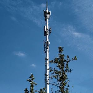 China Hot Dip Galvanized Steel Antennas Monopoles With Platform on sale