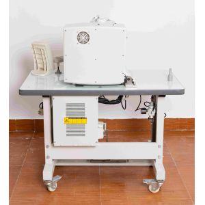 Computerized Four Hole Buttonhole Stitch Machine For Industrial Use