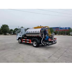 New Asphalt Spraying Vehicle Asphalt Distribution Vehicle