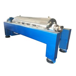 Horizontal Titanium Decanter Centrifuges SS316 For Self Cleaning