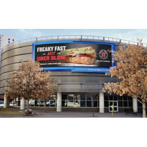 10000nits Large Outdoor LED Screen AC110V-AC220V