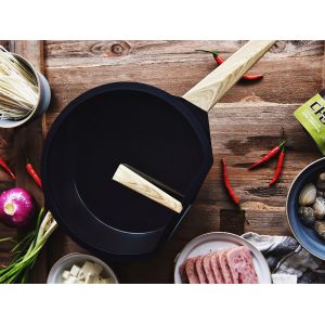 Oven Safe Aluminum Frying Pan 10.25Inch With Silicone Handle