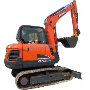 Quality DOOSAN DX60 Excavator 2016 Year 40kw Power Excellent Efficiency and Good Performance for sale