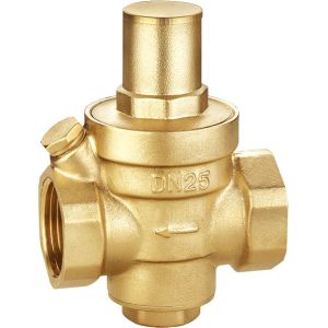 China 3112 Piston Type Pressure Reducing Brass Valve with Meter Outlet & Anti-dust Cap & Built-in Filter Sizes from 1/2 to 2 on sale