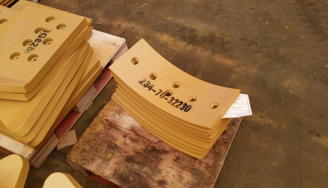Quality TIG Brand 972G Wheel Loader Dozer Cutting Edges And End Bits 234-70-32230 234-70-32240 for sale