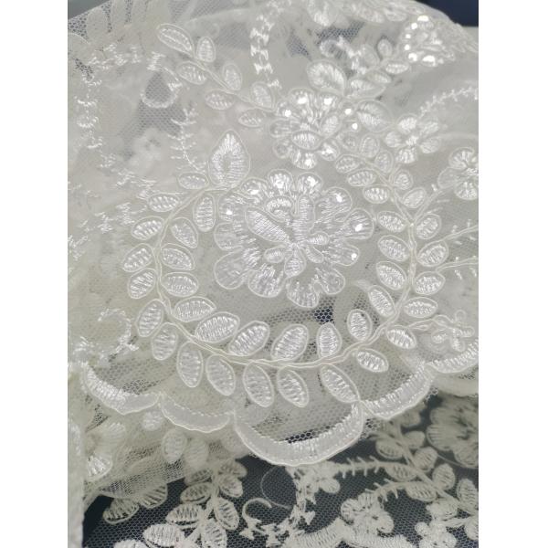 58cm Bridal Lace Fabrics , PET White Sequin Lace Fabric Scalloped Edge