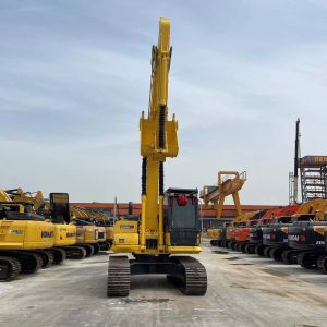 20 Ton Hydraulic Excavator Komatsu PC200 for Middle Crawler Earth Moving