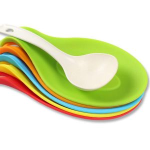 China Eco Friendly 37g 72g Almond Shaped Silicone Spoon Holder on sale