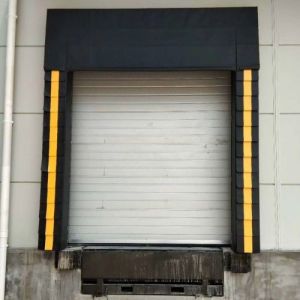 Economic Industrial Loading Dock Seals And Shelters With Yellow Stripes