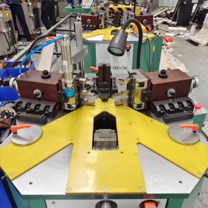 160mm 140mm Aluminium Corner Crimping Machine For Sash Awning Window Frame