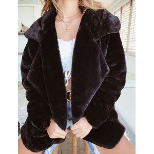 Clothing Production Feminine Plush Lapel Wool Coat 100% Polyetser S-3XL For