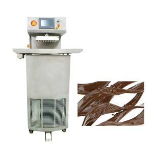 Bakers Use 25L Chocolate Making Machine For Small Business