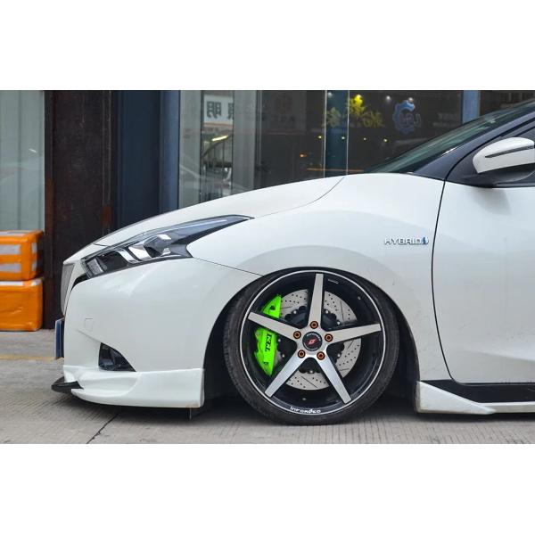 Front Big Brake Kit 4 Piston Caliper with 355x28mm rotor BBK auto brake system For Nissan Bluebird 17 Inch car rim