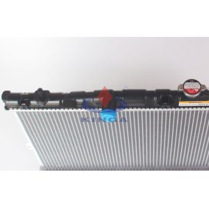 Auto 2000 - 2004 Hyundai Radiator for ELANTRA 2.0L L4'00 OEM 25310 - 2D010