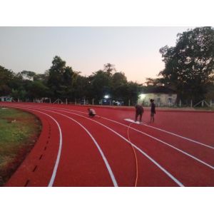 Standard Athletic Running Tracks With Smooth Surface And UV Resistance