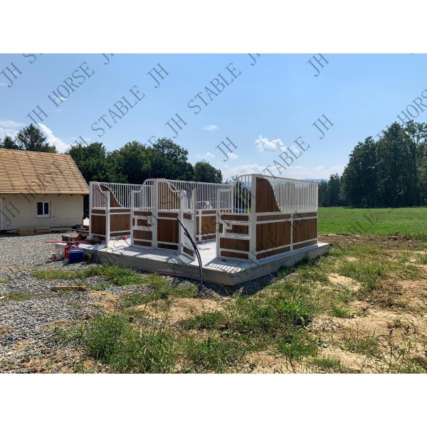 Buy Hinged Powder Coated High Density Q235 European Horse Stalls at wholesale prices