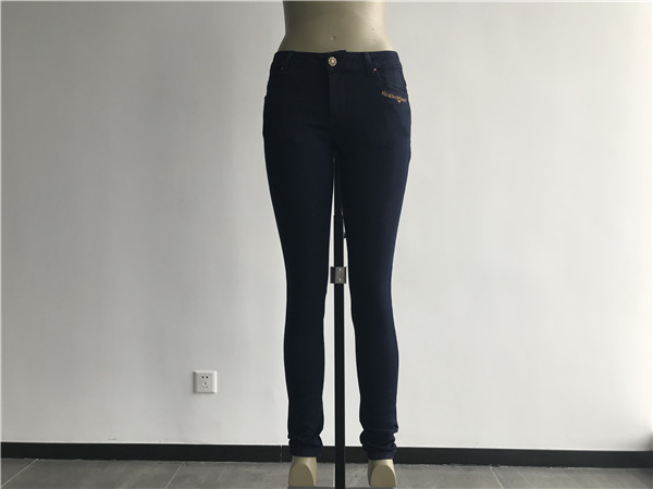 Buy Pristine Wash Ladies Denim Jeans With Functional Pockets / Embroidery TW81288 at wholesale prices