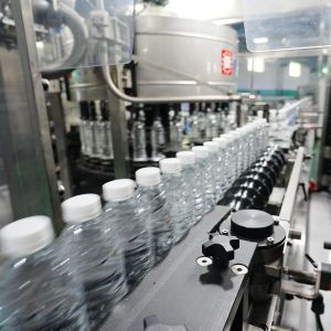 42000bph High Speed Hot Melt Glue Labeler with 6000BPH-72000BPH Range and 380V