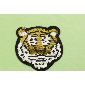 ODM 3D Embroidery Patches Hotmelt Adhesive Heat Transfer Tiger Patterned