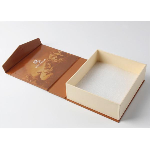 Magnetic Closure Printed Packaging Boxes Art Paper WIth Giltter Glossy Lamination
