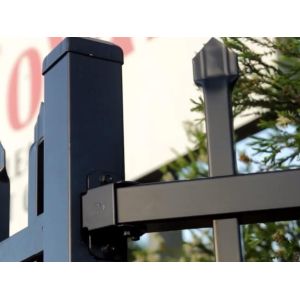 Steel Tubular Fencing Panels 2.1m*2.4m stain black powder Crimped Spear Security