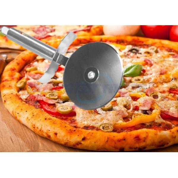 Custom SS304 Stainless Steel Kitchen Tools Pizza Cutter With PP Wooden Handle