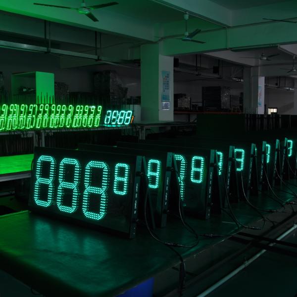 Fuel Station Pylon Sign LED Gas Light Display with Auto-Dimming Sensor and LED
