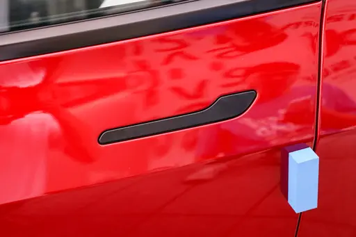 Pure Electric 2023 Tesla Model 3 All-wheel Drive 606km Range 0.67H Quick Charging