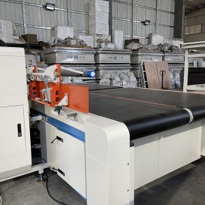 ZOLYTECH 15-20pcs/h mattress tape edge machine automatic flipping for beginners