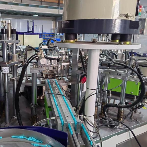 Automated Safety Blood Collection Needle Assembly Machine Carousel Operation